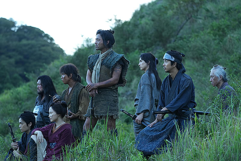 映画の中のⅠシーン。賊軍(罪人と決死隊)たち。