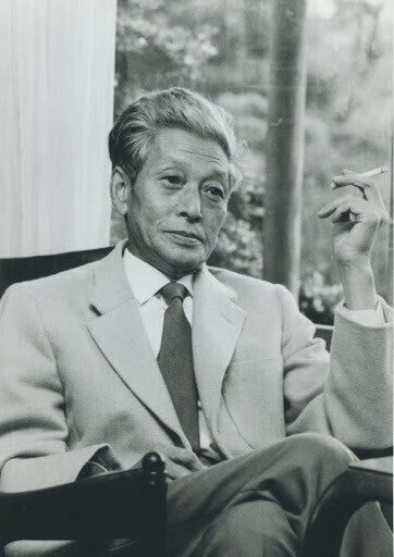 小林秀雄の写真。ネットより借用。